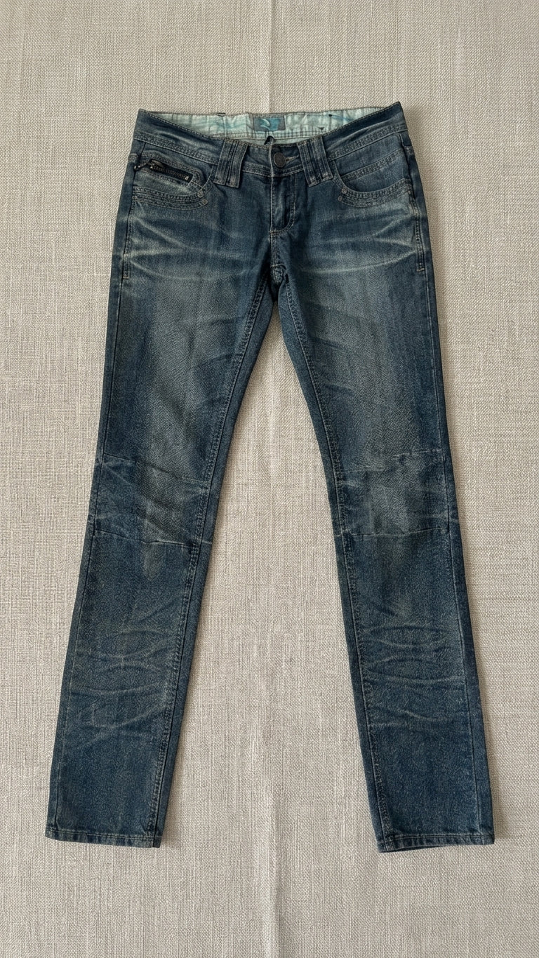 Vintage Low-Rise Zippered Pocket Straight Jeans